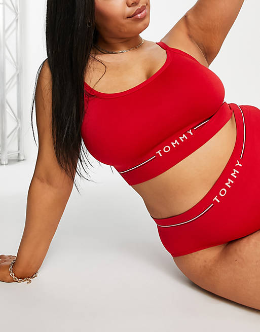 Tommy Hilfiger Curve Seamless padded bralette in red