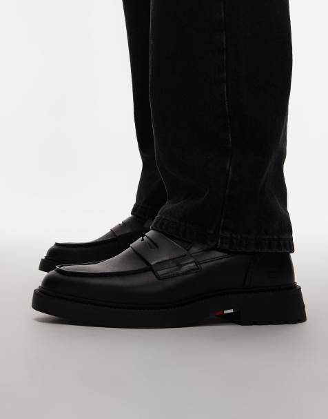 Tommy Hilfiger cut out detail classic leather loafers in black - view 1