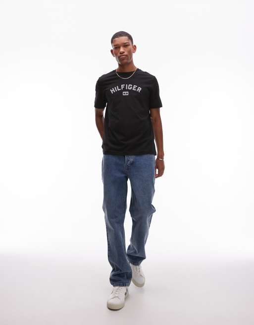 Tommy Hilfiger – Czarny T-shirt z flokowanym logo, 3 z 4