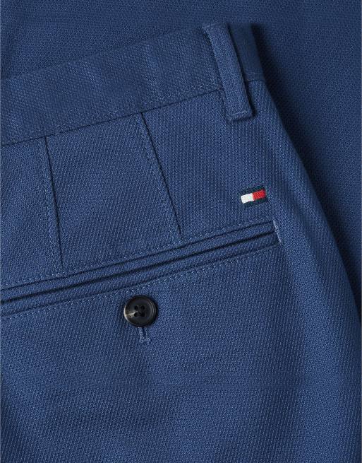 Tommy Hilfiger Dover Regular Straight offene strukturierte Chinos in Blau, 6 von 6