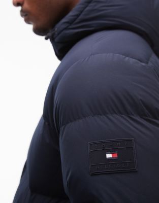 Tommy Hilfiger Down Hooded Puffer Jacket In Navy