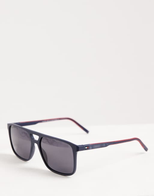 Tommy Hilfiger – Eckige Herren-Sonnenbrille in Blau und Rot , 2 von 3