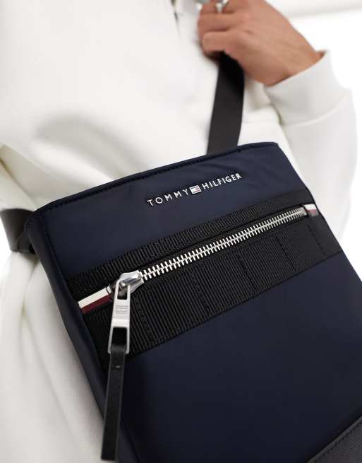 Tommy hilfiger elevated on sale mini crossover bag