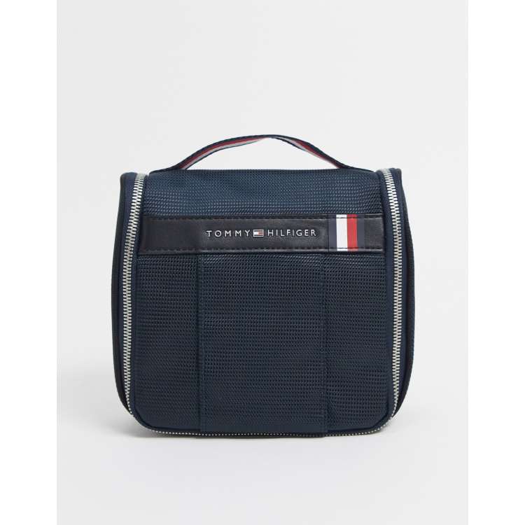 Tommy hilfiger store elevated washbag