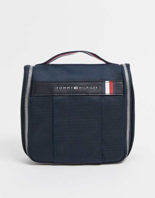 Tommy hilfiger store elevated washbag