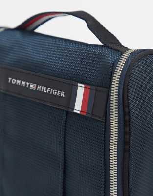 tommy hilfiger elevated washbag