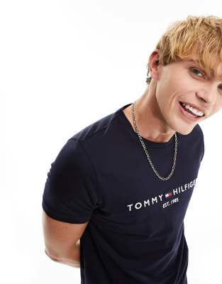 navy tommy hilfiger t shirt