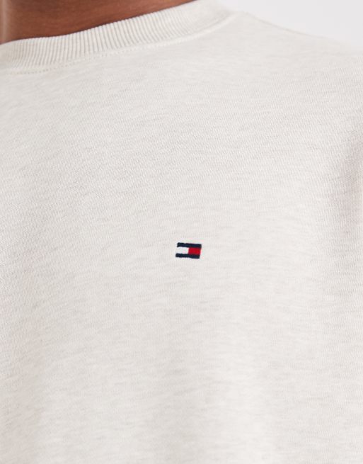 Tommy Hilfiger essential crewneck sweatshirt in beige, 2 of 5