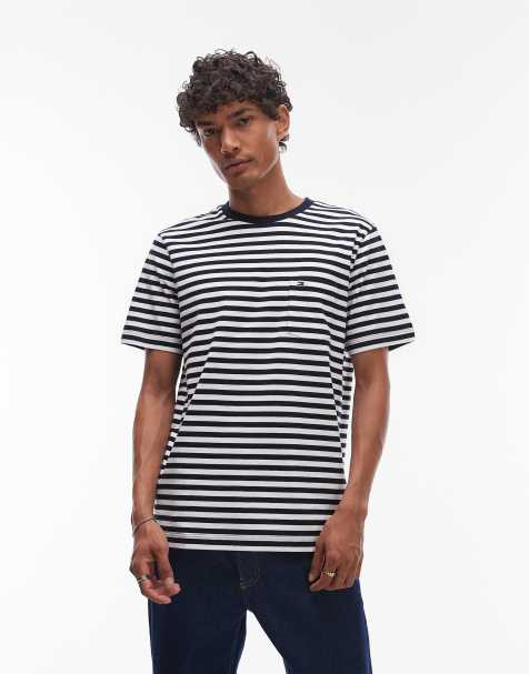 Tommy Hilfiger – Essential – Marinblå, randig t-shirt i regular fit - view 1