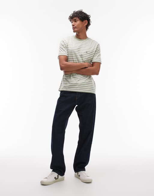 Tommy Hilfiger – Essential – Szałwiowy T-shirt o regularnym kroju w paski, 3 z 4