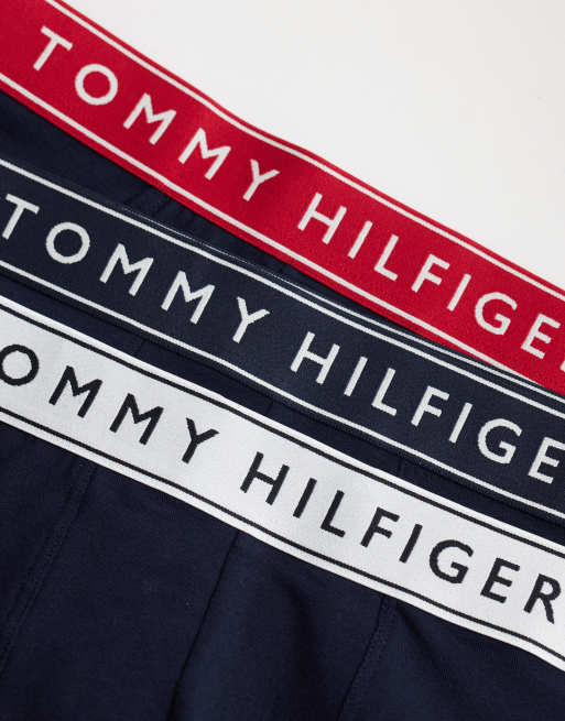 Tommy Hilfiger Everyday essentials 3-pak trunks i sort med rød/grå/sorte linninger, 3 af 3