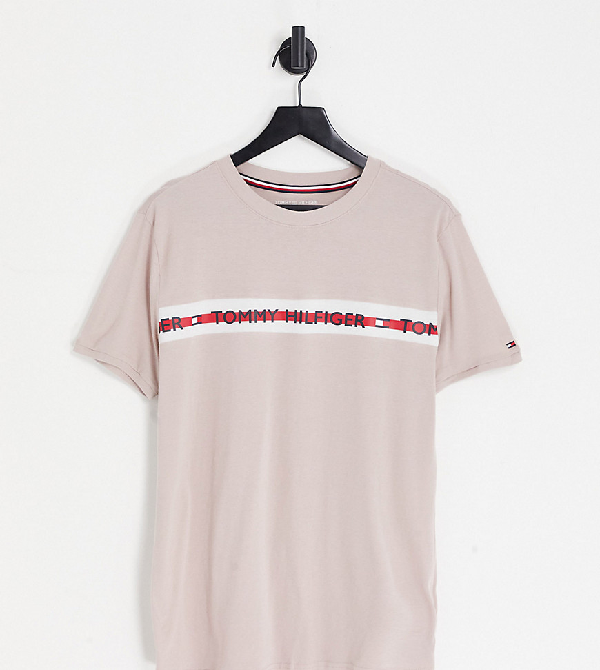 tommy hilfiger exclusive to asos flag t-shirt in beige-neutral