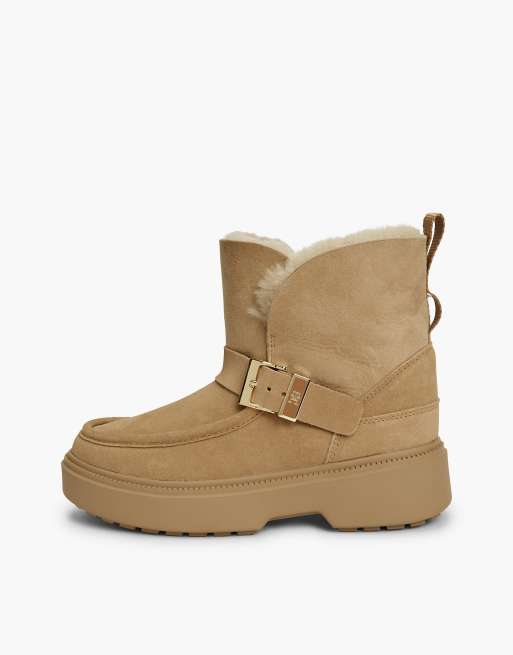 Tommy Hilfiger Faux fur fold collar water resistant snow boots in light brown, 7 of 7