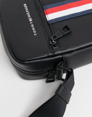 tommy leather bag
