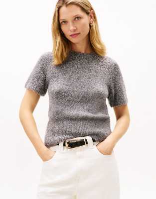 Tommy Hilfiger - Festive - Kurzärmliger Pullover aus Wollmix in Grau