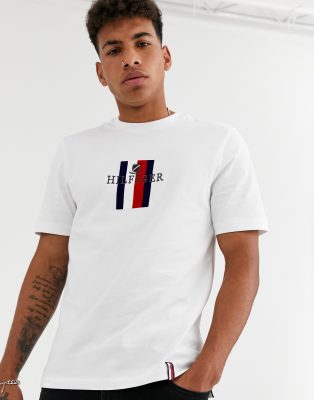 tommy jeans crest flag t shirt