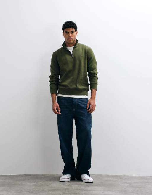 Tommy Hilfiger flag heavy quarter-zip sweatshirt in khaki, 3 of 5