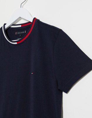 tommy hilfiger collar