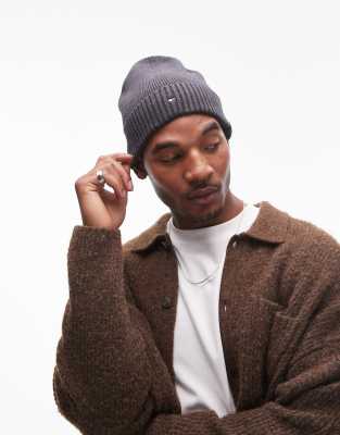 flag ribbed beanie in charcoal gray