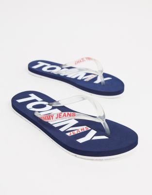 tommy hilfiger flip flops white