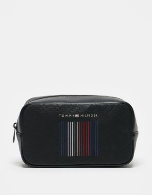 Tommy Hilfiger foundation washbag in black