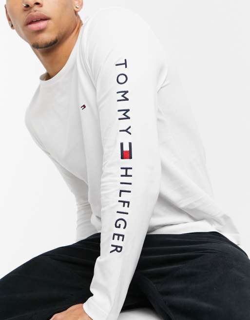 Tommy hilfiger long store sleeve white top