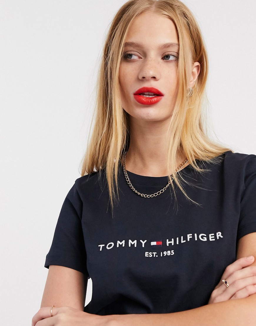 Tommy Hilfiger front logo t-shirt in dark blue-Navy
