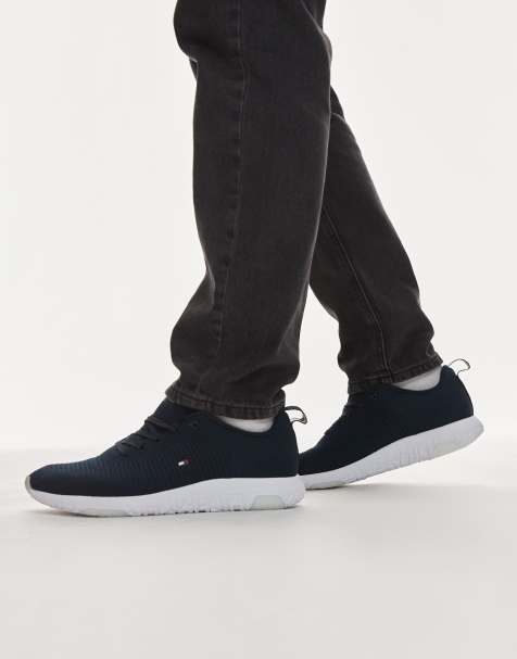 Tommy Hilfiger - Gebreide hardloopschoenen met logo in zwart en wit - view 1