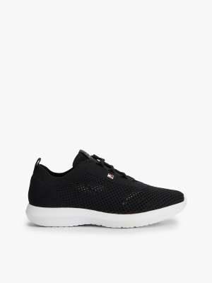 Gestrickte Sneaker in Schwarz mit Emaille-Flag Schwarz 40