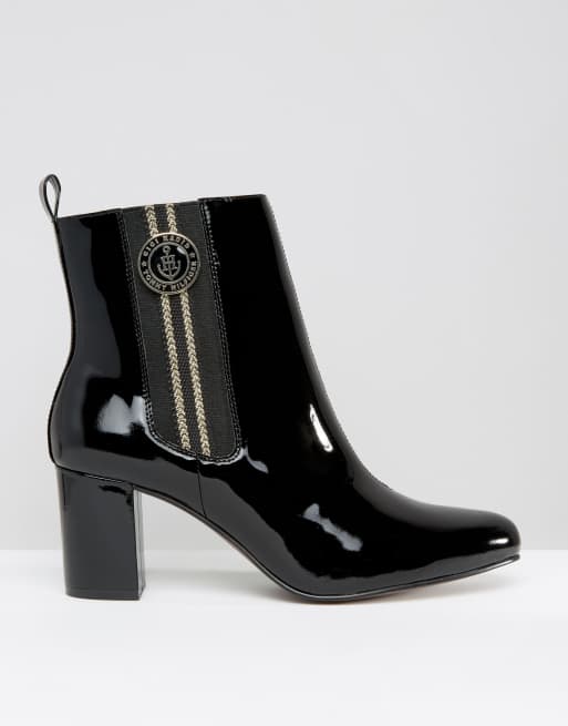 Tommy hilfiger gigi 2025 hadid heeled ankle boot