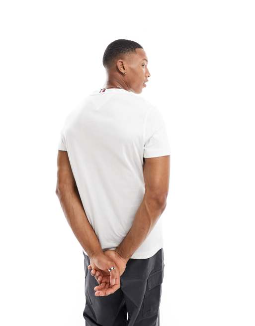 Tommy Hilfiger global stripe wreath t-shirt in white, 4 of 4