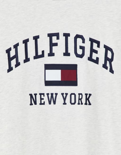 Tommy Hilfiger - Grå T-shirt med moderne college-logo , 4 af 4