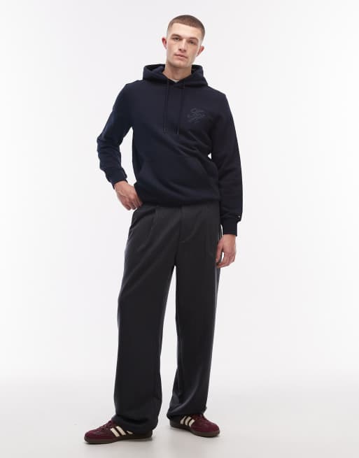 Tommy Hilfiger – Granatowa bluza z kapturem i napisem z monogramem, 2 z 5