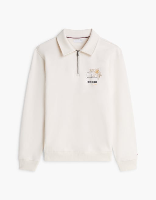 Tommy Hilfiger Graphic quarter-zip rugby sweatshirt in beige, 5 of 6