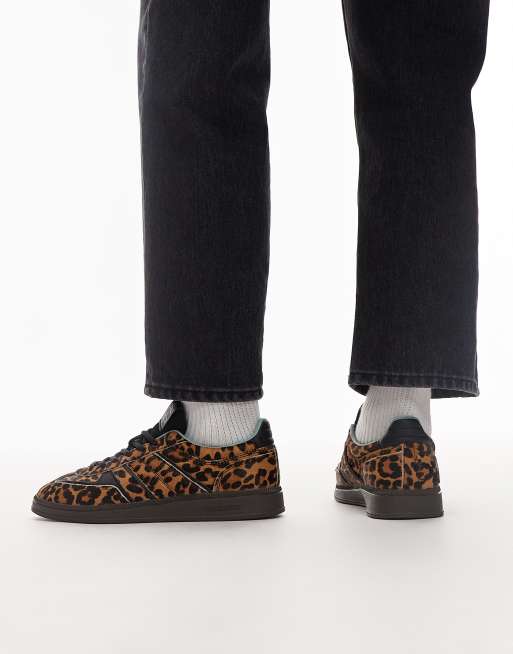 Tommy Hilfiger – Greenwich – Niedrige Sneaker aus Wildleder mit Leopardenmuster , 3 von 5
