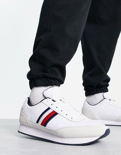 Tommy Hilfiger - Hardloopschoenen in wit met vlaggenstreep-detail