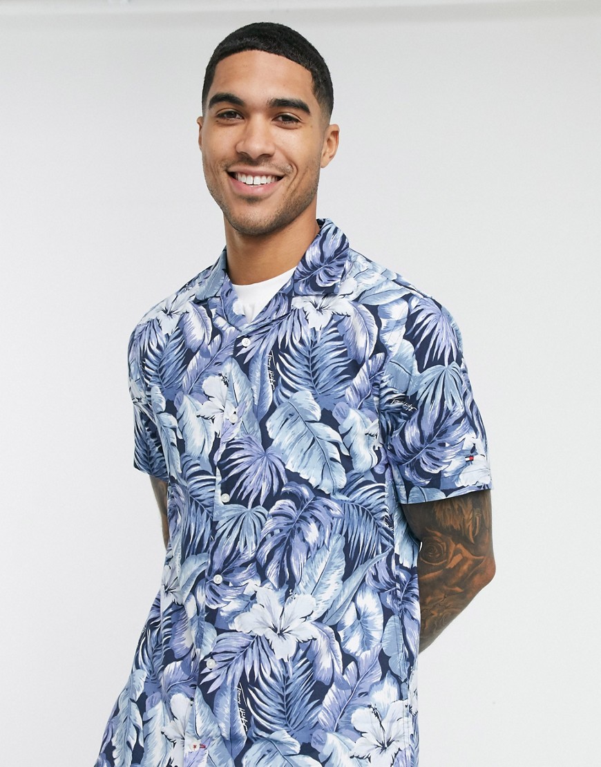 Tommy Hilfiger hawaiian print short sleeve shirt in blue