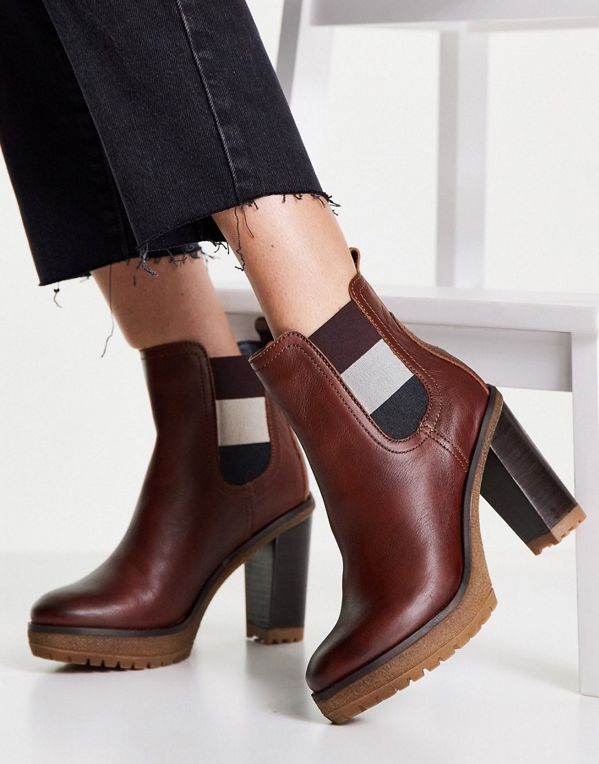 Tommy Hilfiger heeled ankle boots in tan-Brown