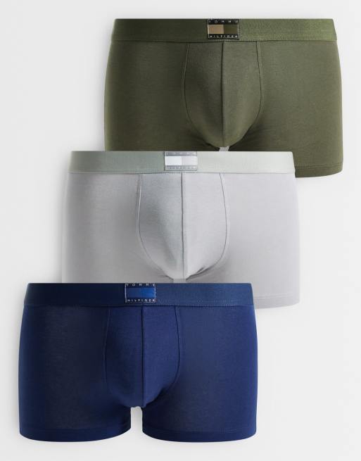 Tommy Hilfiger Heritage 3 pack trunks in khaki/navy/gray