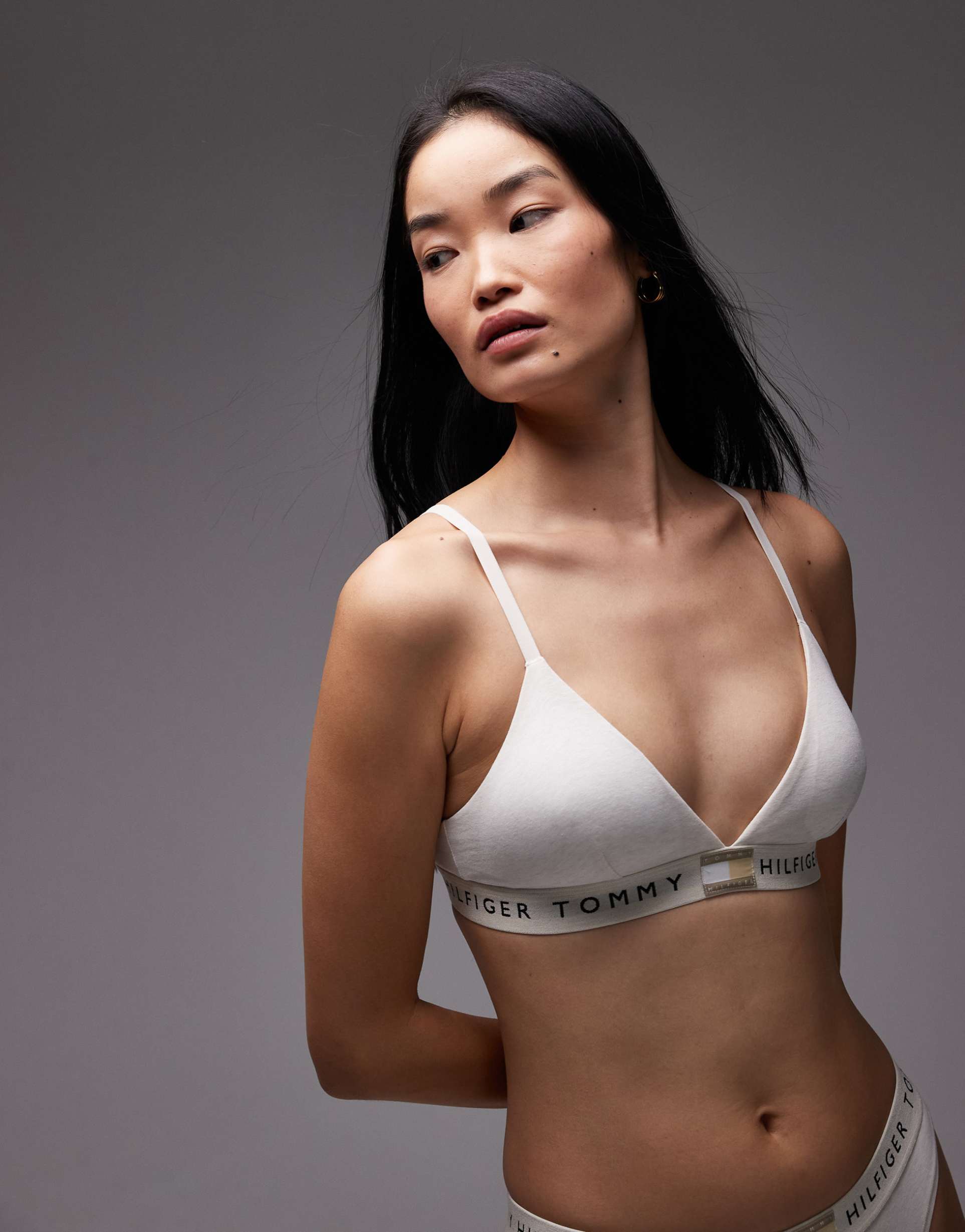 tommy hilfiger heritage triangle bra in beige