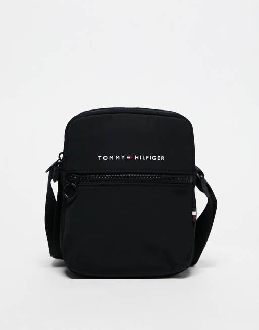 Reizende handelaar stoeprand Stoffelijk overschot Tommy Hilfiger Horizon mini reporter bag in black | ASOS