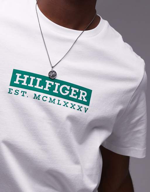 Tommy Hilfiger - Hvid T-shirt med stort logoprint i grøn, 4 af 4