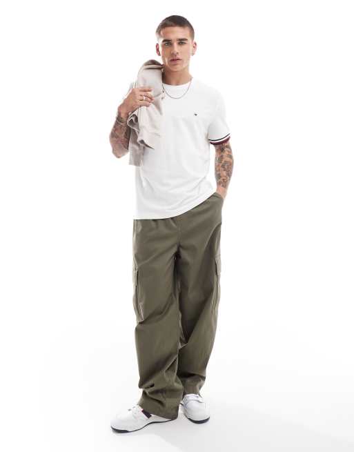 Tommy Hilfiger - Hvid T-shirt med striber på ærmekanterne, 2 af 4