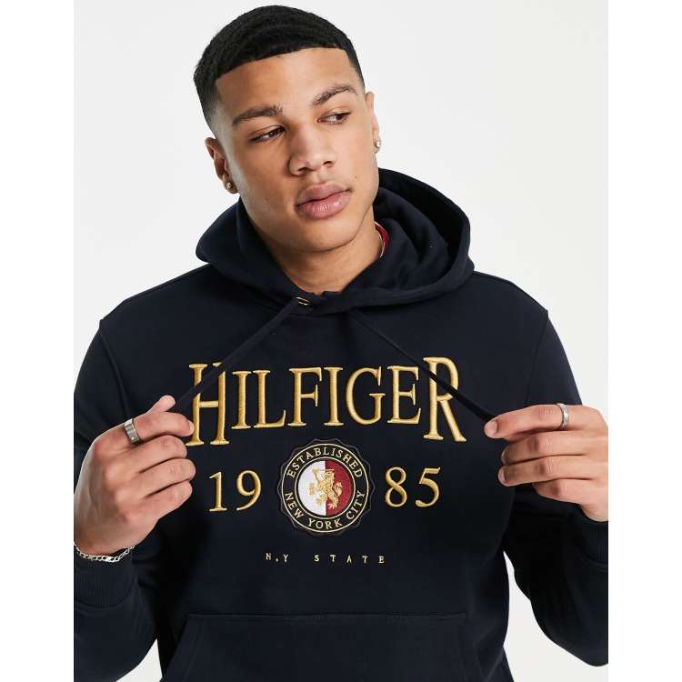 ontgrendelen Trekker Zichzelf Tommy Hilfiger icon crest hoodie in navy | ASOS