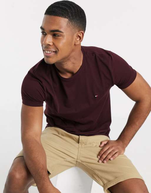 Tommy hilfiger burgundy store t shirt