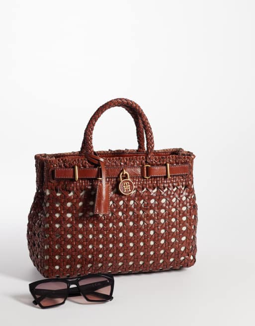 Tommy Hilfiger Icon woven mini tote in tan, 3 of 4