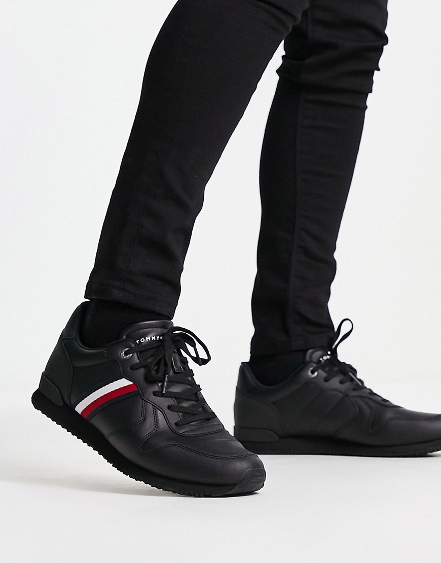 Tommy Hilfiger iconic running sneakers in black