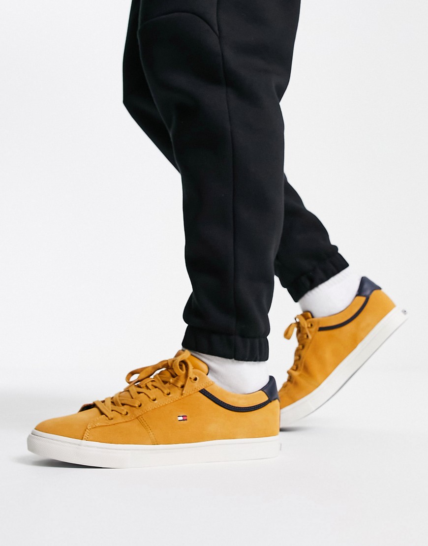Iconic - Sneakers in camoscio color cuoio stile college-Marrone - Tommy Hilfiger Stivali uomo Marrone
