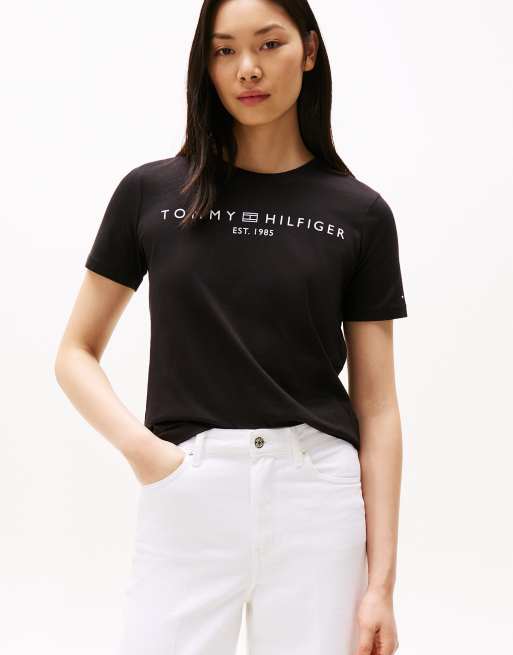 Tommy Hilfiger – Jersey-T-Shirt in Schwarz mit Rundhalsausschnitt und Logo
