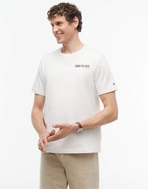 Tommy Hilfiger – Jersey-T-Shirt in Weiß mit Grafikprint auf dem Rücken - view 1